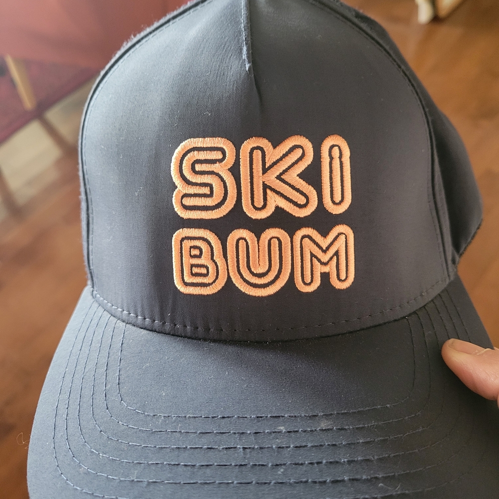 Black Ski Bum Cap